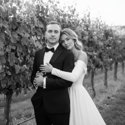 B&W Wedding Photoshoot
